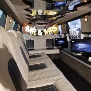 Private anniversary transportation in Lucas, FL from Copeland’s Premium Chauffeur